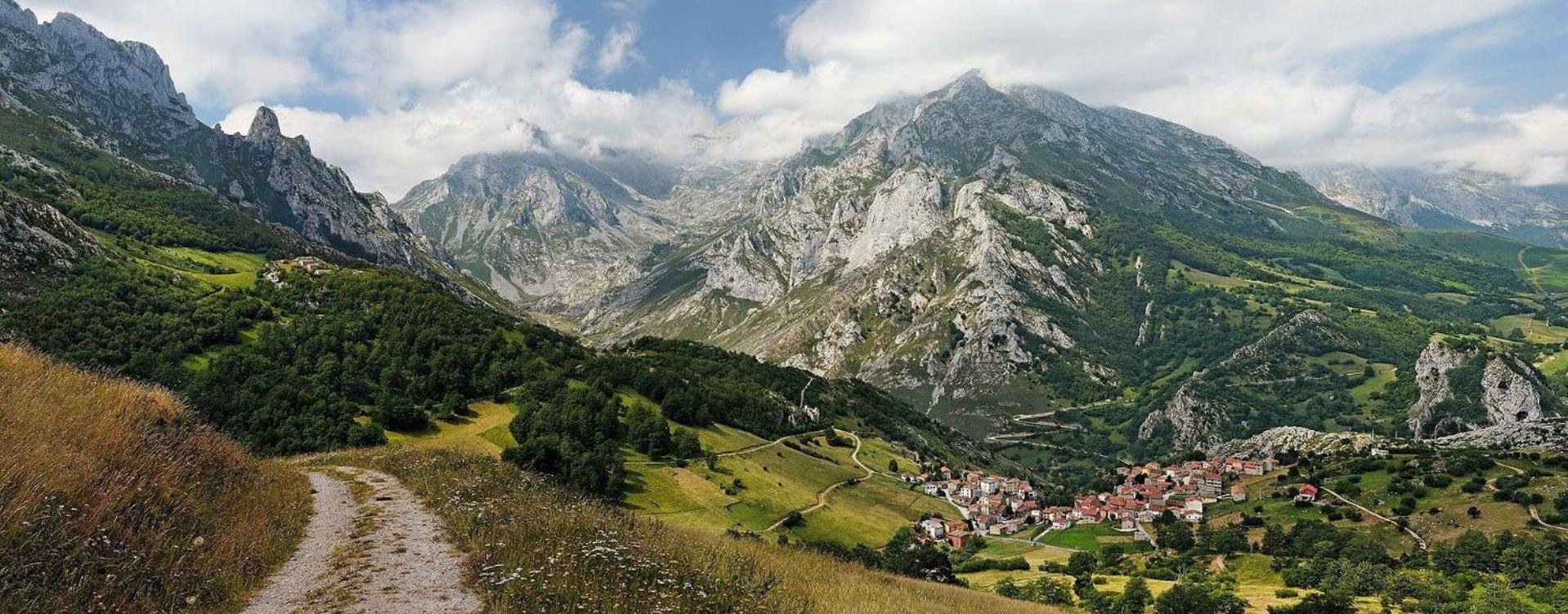 Albergue Pena Castil Sotres Exteriör bild