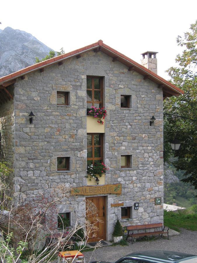Albergue Pena Castil Sotres Exteriör bild
